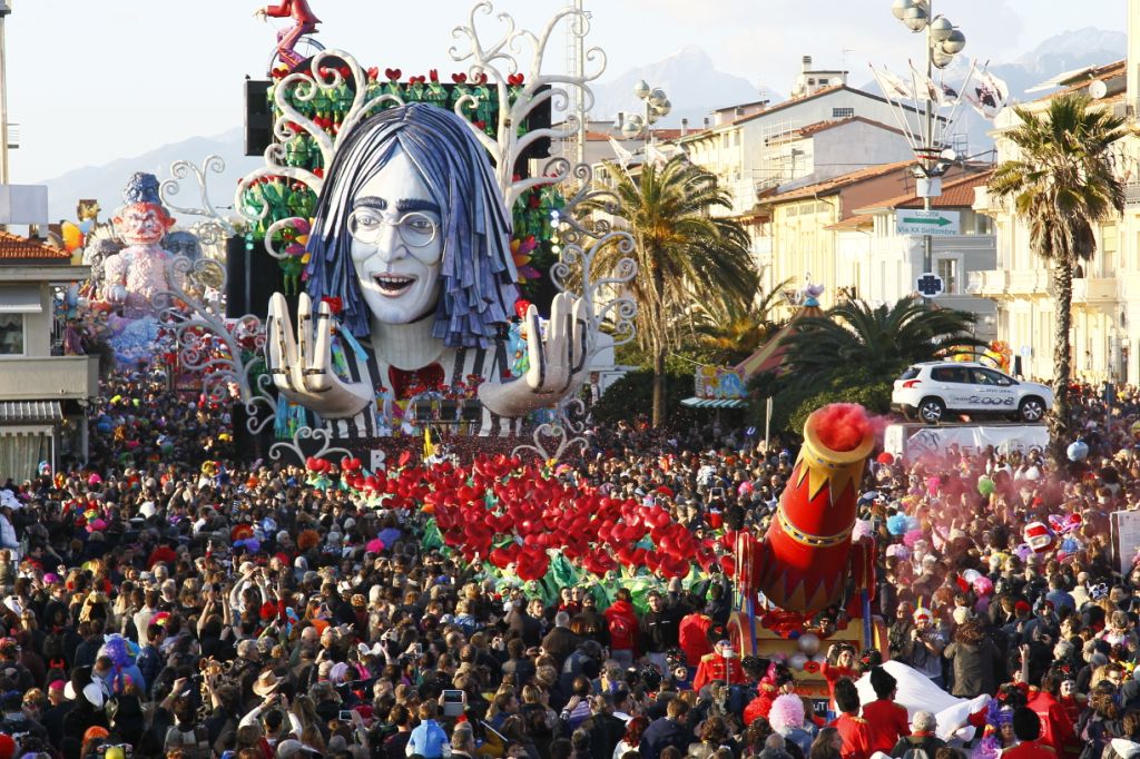 Carnevale di Viareggio - Toscana